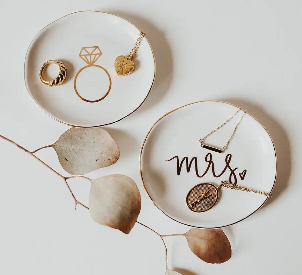 Mrs. Jewelry Dish- White/Gold